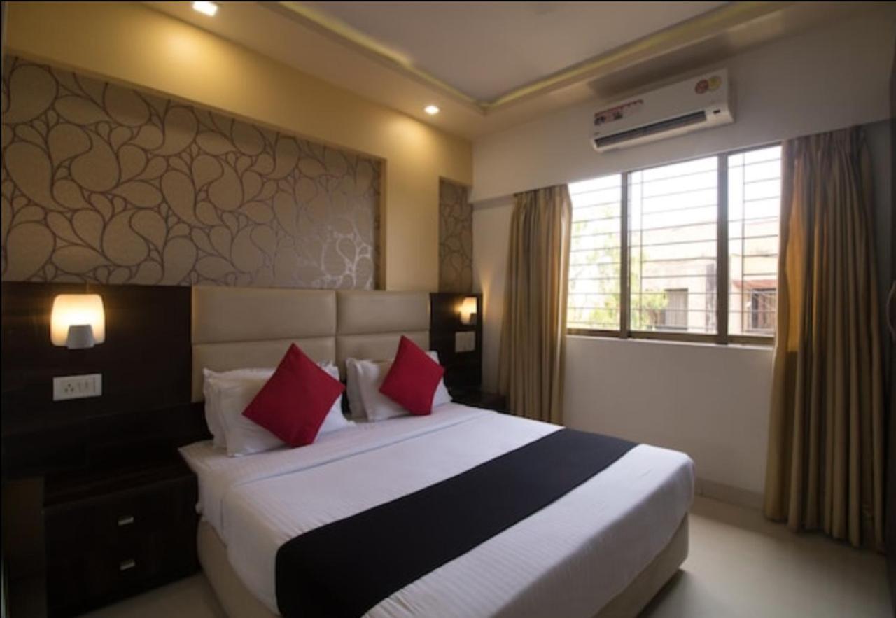 Hotel Galaxy Comforts Mumbai Kültér fotó