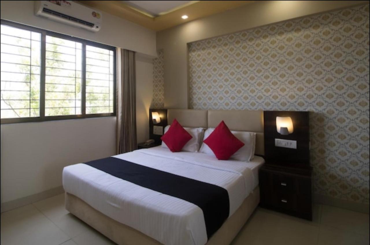Hotel Galaxy Comforts Mumbai Kültér fotó